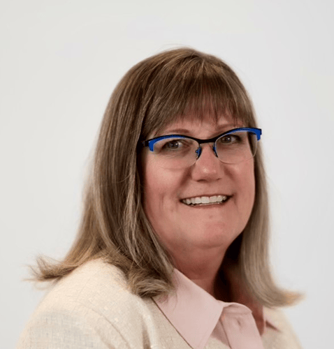 Headshot of Sandy De Simone