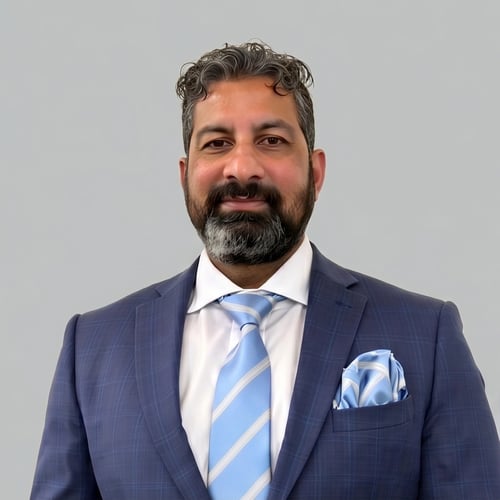 Headshot of Kashif A. Ali, a wealth advisor at Chase