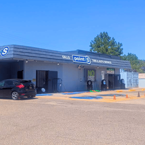 Gills Point S Tire & Auto Service 4th Street NW Albuquerque Storefront