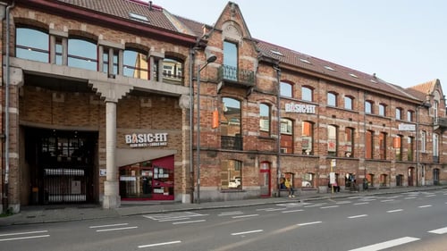 Basic-Fit Schaerbeek Chaussée de Louvain 24/7 - front club outside