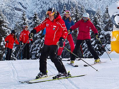 Tiroler Skischule Sport Aktiv Seefeld
Roßhütte, 6100 Seefeld in Tirol