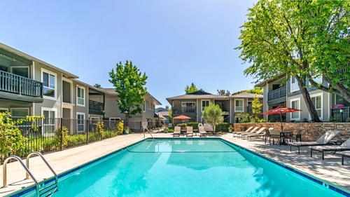 Apartment Complex with Resort Style Pool at Pleasanton Glen Apartments, Pleasanton, CA