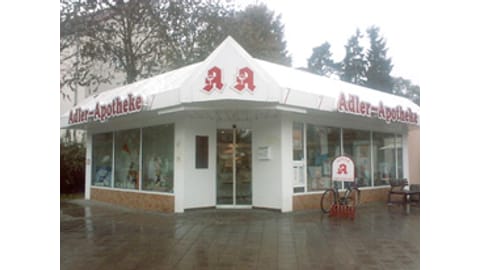 Aussenansicht der Adler-Apotheke