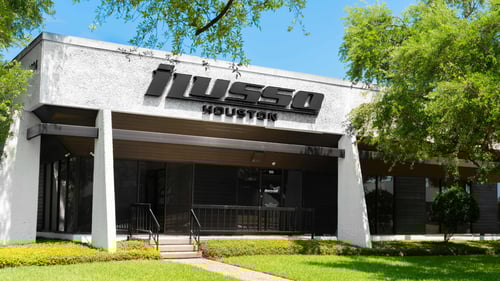 iLusso Houston entrance