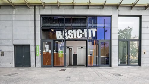 Basic-Fit Ixelles Chaussée d’ixelles 24/7 - front club outside