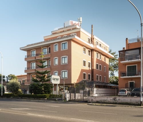 Garner Rome Aurelia Hotel Exterior