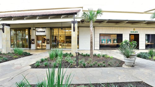 Lee Michaels Fine Jewelry store in San Antonio Texas entrance at the Shops at La Cantera