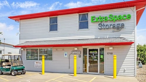 Extra Space Storage