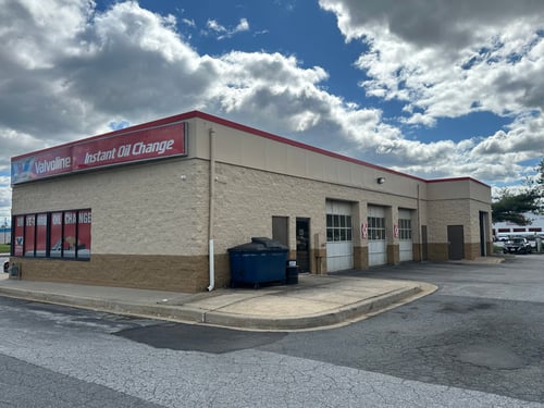 Valvoline Instant Oil Change storefront