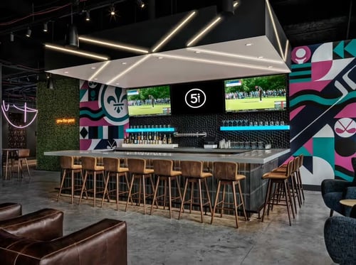 Indoor Golf Bar and Lounge