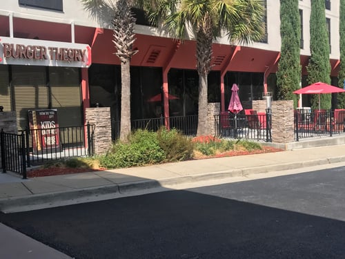 Burger Theory has outdoor seating!