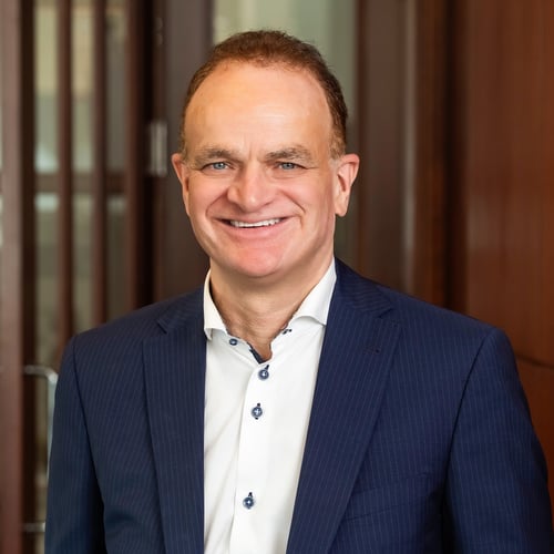 Headshot of Chris Pearson