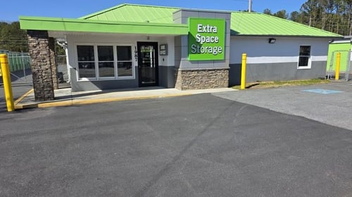Extra Space Storage