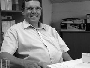 Dr. Klaus Schmidt