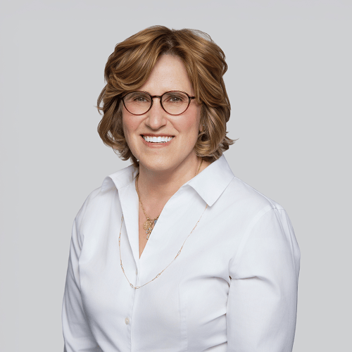 Stephanie Demestihas Headshot.