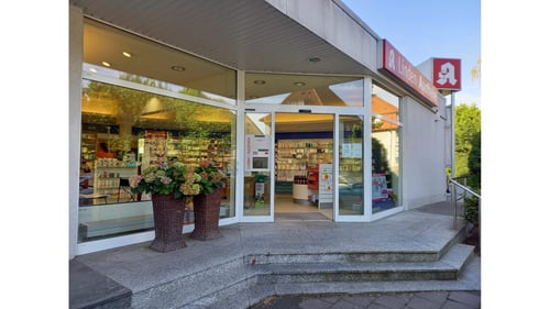 Aussenansicht der Linden-Apotheke