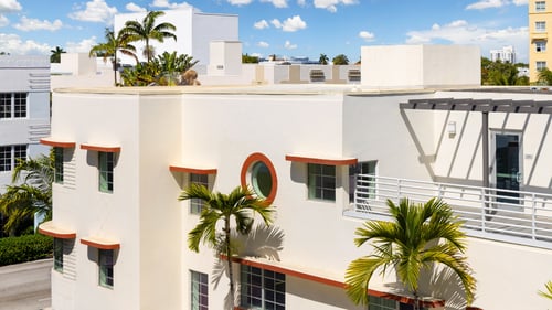 Exterior of Collins Court South Beach