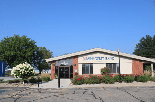 exterior photo of Minnwest Bank Luverne branch
