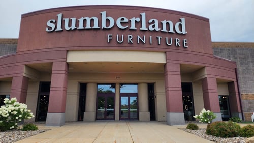 Cedar Rapids Slumberland Furniture storefront