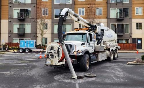 AQUALIS industrial vacuuming truck