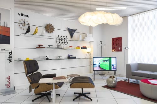 Accessori VITRA. Lounge Chair e Ottoman VITRA - Dick & Figli Ticino