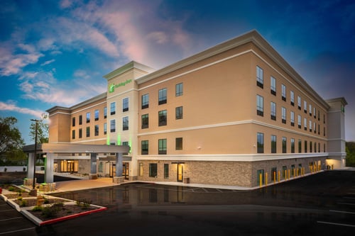 Welcome to Holiday Inn St. Louis - Creve Coeur!