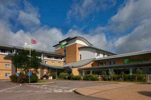 Welcome to Holiday Inn Oxford Hotel Exterior