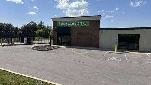 Extra Space Storage