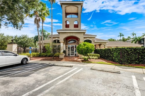 Crossings at University, Miami Gardens, FL