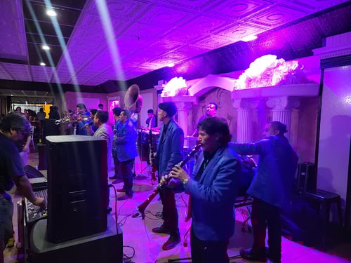 Salón Real - Música en vivo