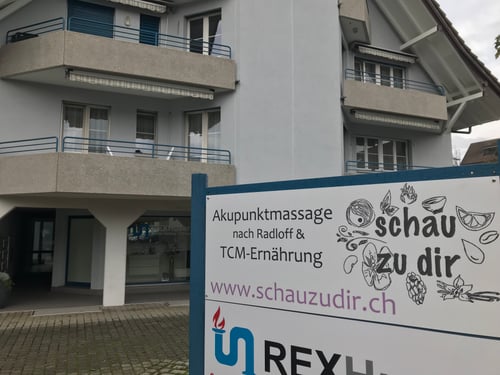Aussenbereich Praxis schau zu dir