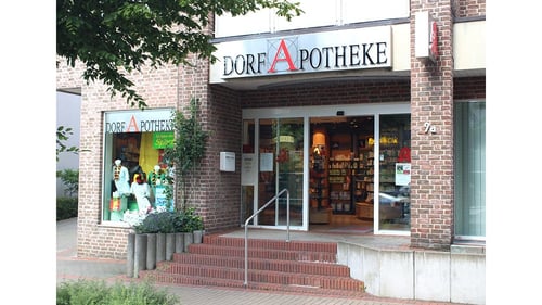 Aussenansicht der Dorf Apotheke