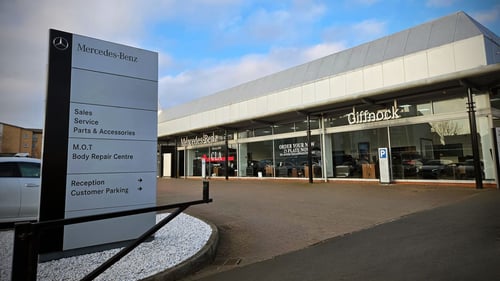Stratstone Mercedes-Benz of Giffnock Dealership Exterior Front