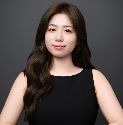 Headshot of Crystal Wang