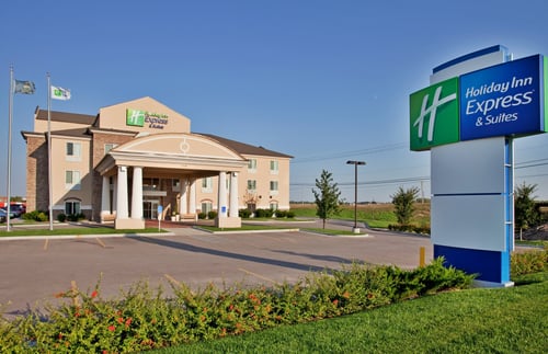 Welcome to Holiday Inn Express & Suites Wichita Airport