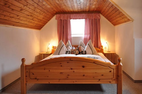 Ferienwohnungen Feichterhof Familie Brunner 9546 Bad Kleinkirchheim