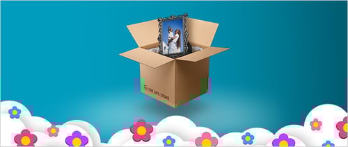 THE UPS STORE BRANDED BOX WITH PHOTO FRAME INSIDE.