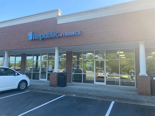Highway 21 Bypass, SC Republic Finance Branch.