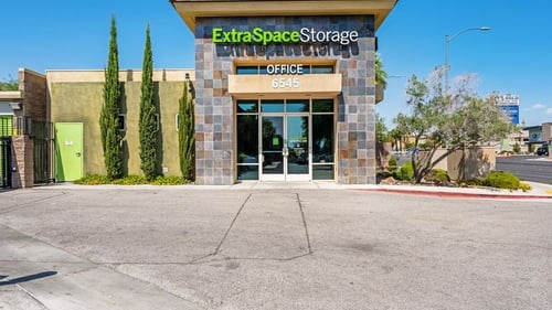 Extra Space Storage