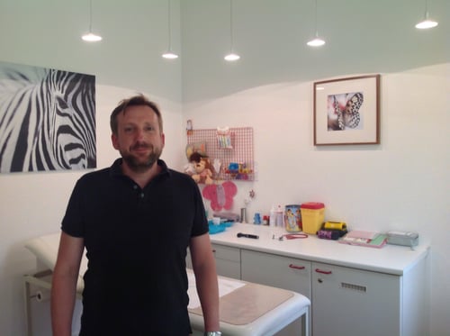 Kinder- und Jugendmedizin, Neonatologie | Dr. med. Christoph Helbling | Bonn