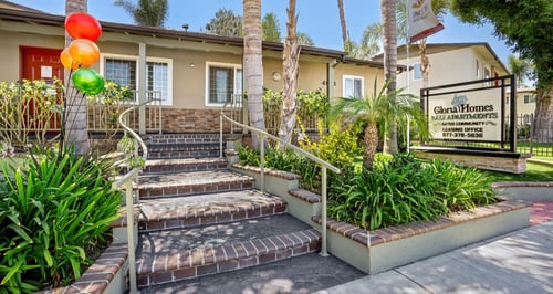 Leasing Office Exterior at Gloria Homes Apartments, Los Angeles, California