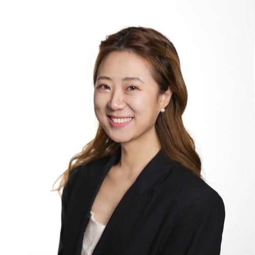 Headshot of Krystal Xu