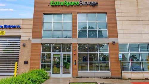 Extra Space Storage