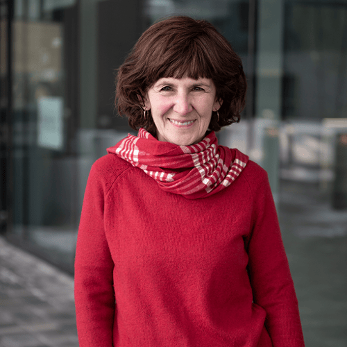 Headshot of Fernanda De Freitas