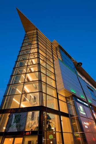 Holiday Inn Derby Riverlights by night