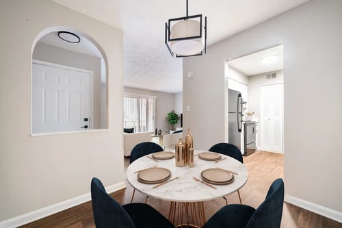 Dining room at Mountain Place Apartments, Stone Mountain, GA