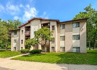 Exterior of the building at Woodland Villa Apartments in Westland, MI 48185