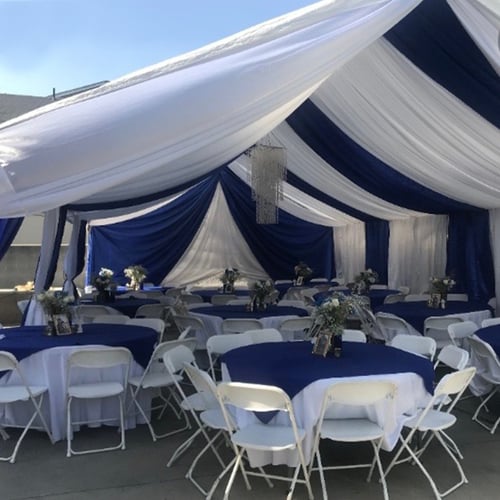 Chintito's Jumpers - carpas para fiestas con tela azul y blanco