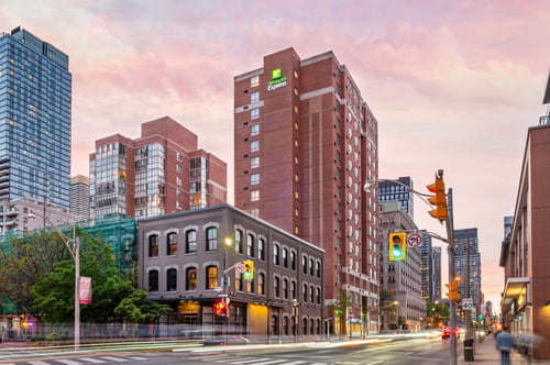 Holiday Inn Express Downtown Toronto
