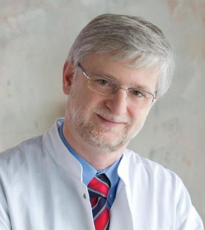 Dr. Arno Seeber  in 7100 Neusiedl am See